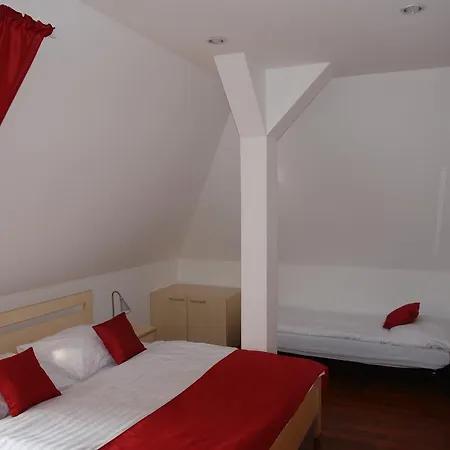 Hotel Strelnice 3*