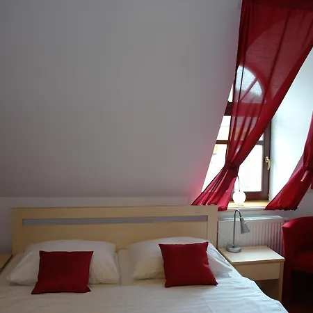 Szálloda Strelnice 3*