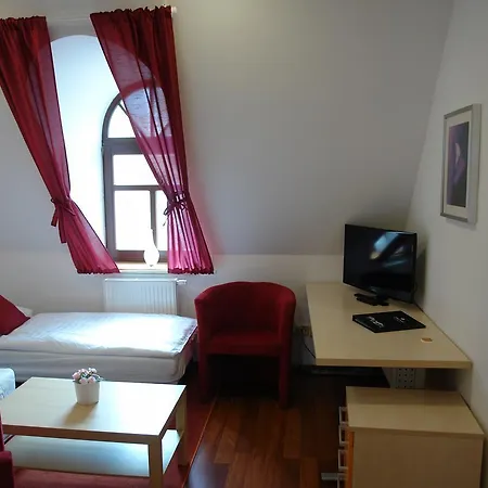 Hotel Strelnice 3*