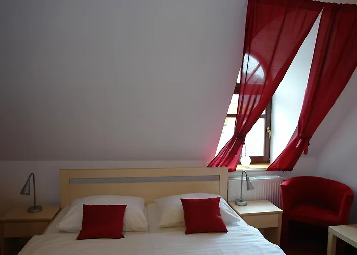 Hotel Strelnice 3*